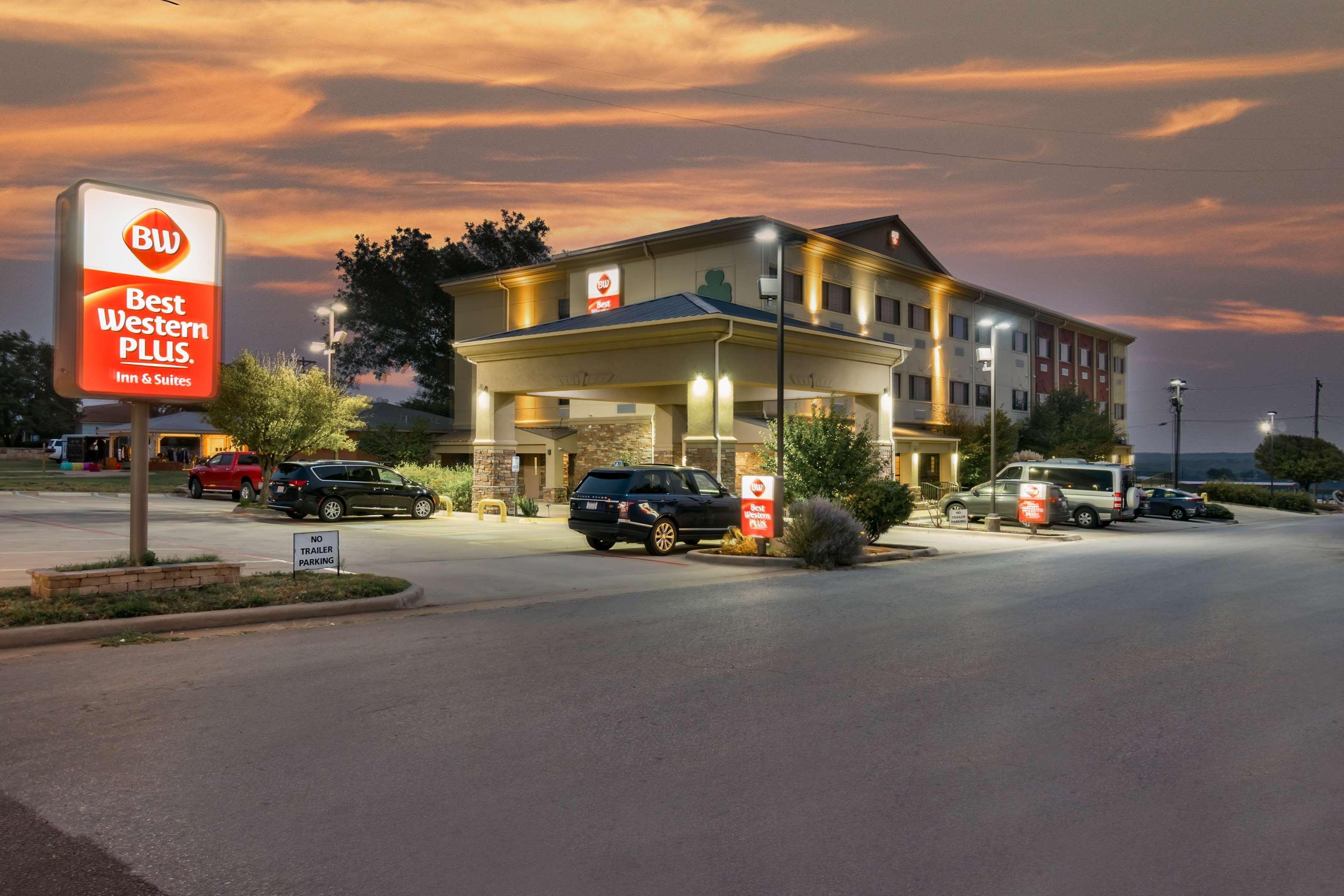 Best Western Plus Shamrock Inn & Suites Exterior foto